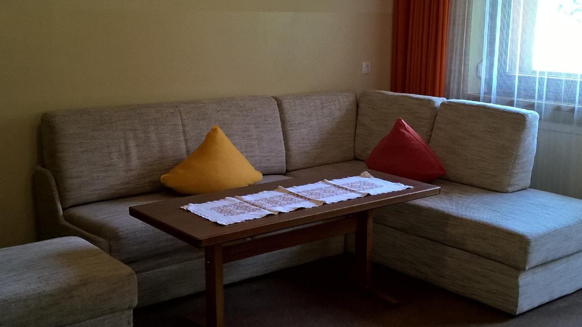Appartement Muehlau Solden Ruang foto
